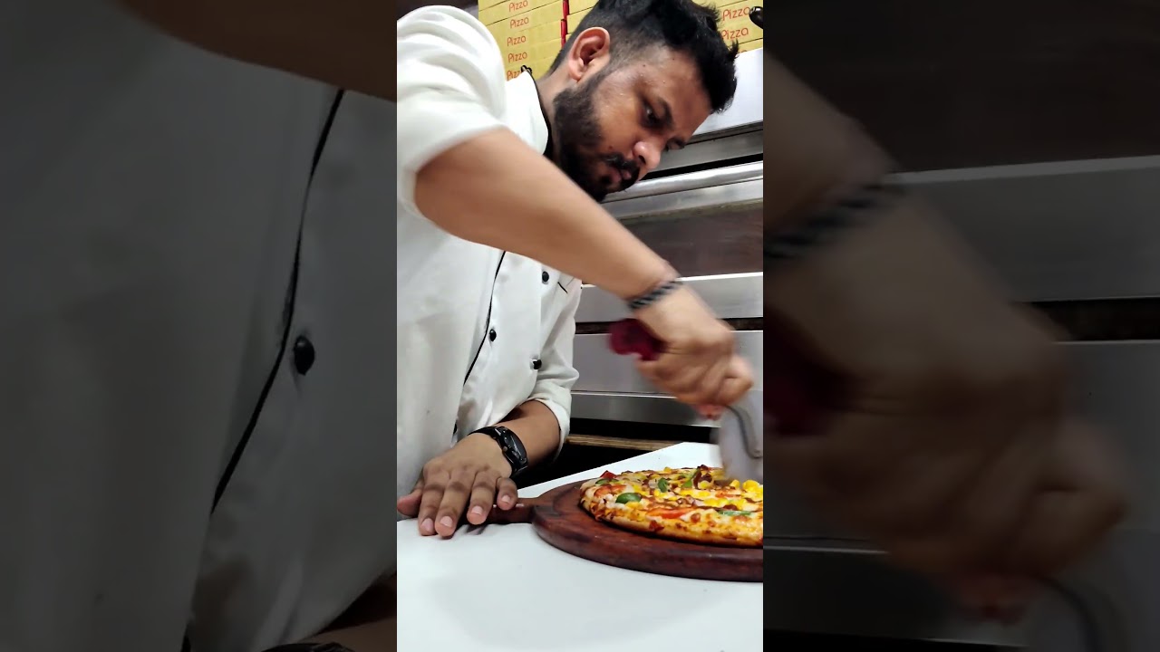 Pizza master chef ....... pizza cutting episode//viral pizza video||Pizza spl chef||Master Chef||