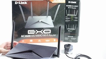 Unboxing D-Link DIR-882 MU-MIMO 802.11ac Wave 2 Dual Band Gigabit Router