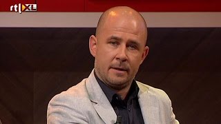 15 Jaar En 1,96 Meter Groot - Voetbal International