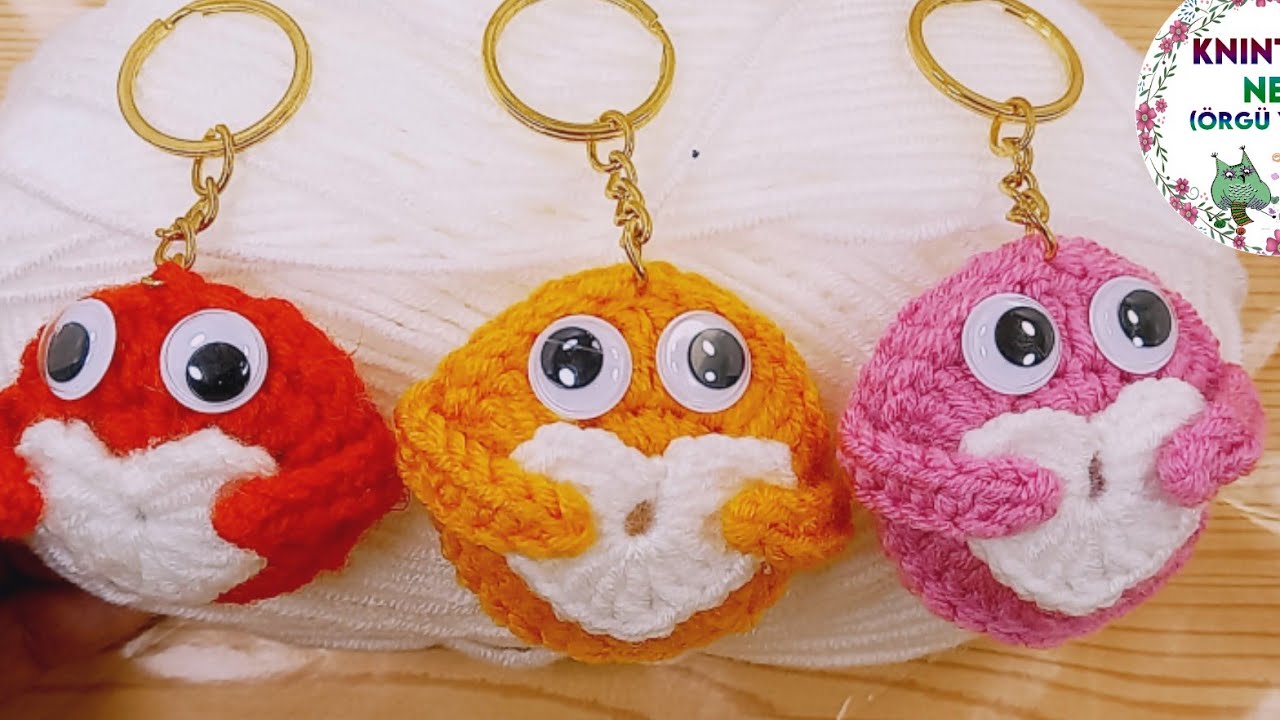 çok güzel tığ işi kalpli anahtarlık yapımı /tığ işi örgü /kalp modelli anahtarlık