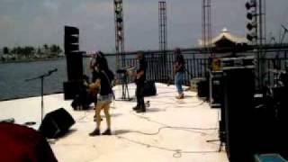 MISZY LIVE PERFORM @ANCOL BEACH JAKARTA MUSIC FESTIVAL 2011