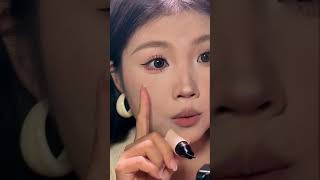 👁️ the eyeliner stamp that gives you a perfect wing in one press—stamp, connect, done. ✨