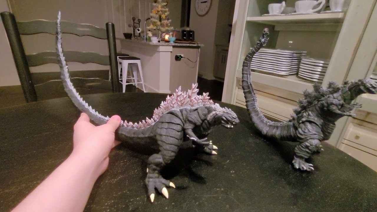 S.H/monster arts godzilla Ultima