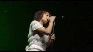 Video thumbnail of "Alizée - L'Alizé (Live - En Concert 2004)"