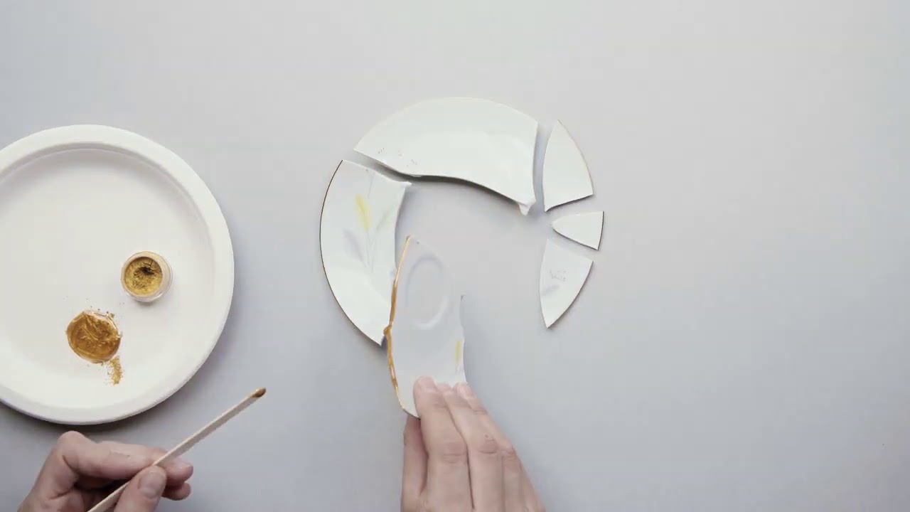 Basic] Traditional Kintsugi Tutorial - Food safe method - Broken