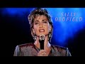 Capture de la vidéo Sally Oldfield - Silver Dagger (Die Goldene Eins) (Remastered)
