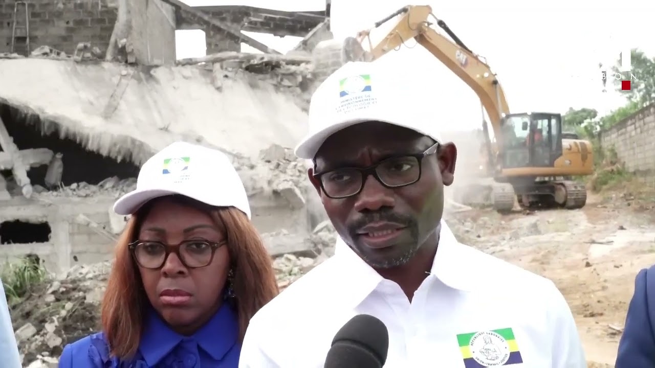 CLIN D’ŒIL :  “OPÉRATION LIBÉREZ LES MANGROVES”.