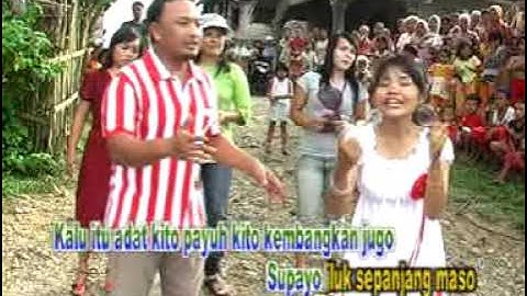 Lagu Jambi - Bujang Gadis Dusun - cift. Amran Khan & Resy Aulia - Official Video Music Amran Arzuna