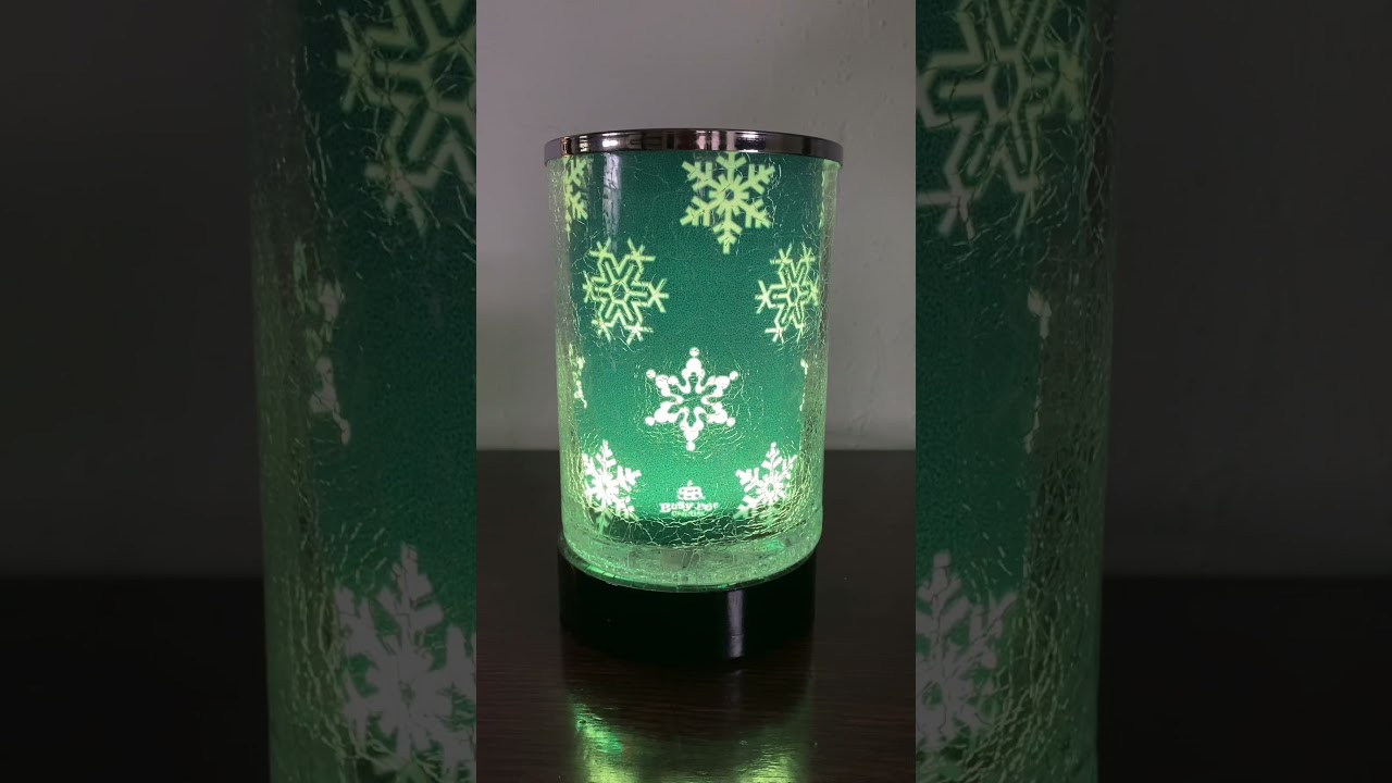 Busy Bee Candles Christmas Snowflakes LED Wax Warmer