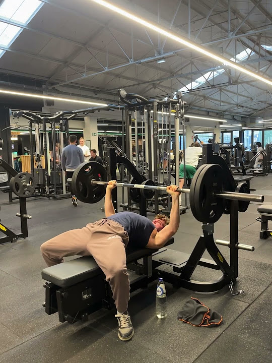 how-to-bench-225-youtube