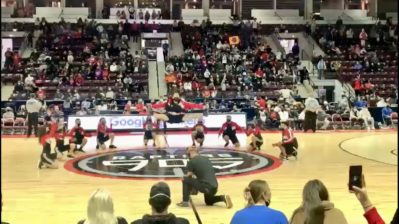 Sauga Raptors Raptors 905 NBA G League / Missy Mix / Performed by Sauga City Dancers ...