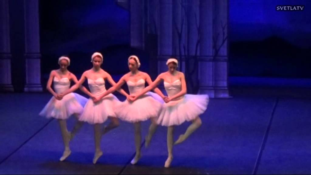 Tchaikovsky "Swan Lake" four little swans by SVETLATV 28 01 2015