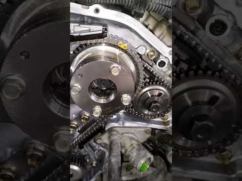 #Nissan #Infiniti G35 engine V6 timing chain mark #mechanic #shorts