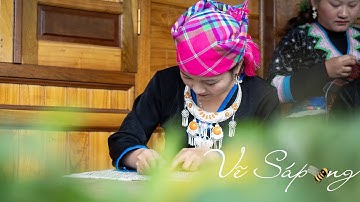 Nghệ thuật vẽ hoa văn bằng sáp ong trên vải của người Mông