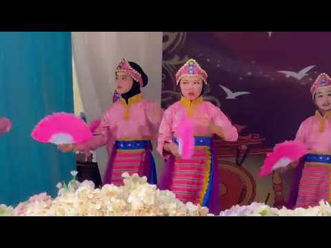 Tari Kipas Kreasi Sanggar Wisjayanti
