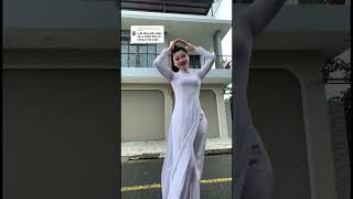 Con Gái Mặc Áo Dài Mỏng Girls In Thin Tunics