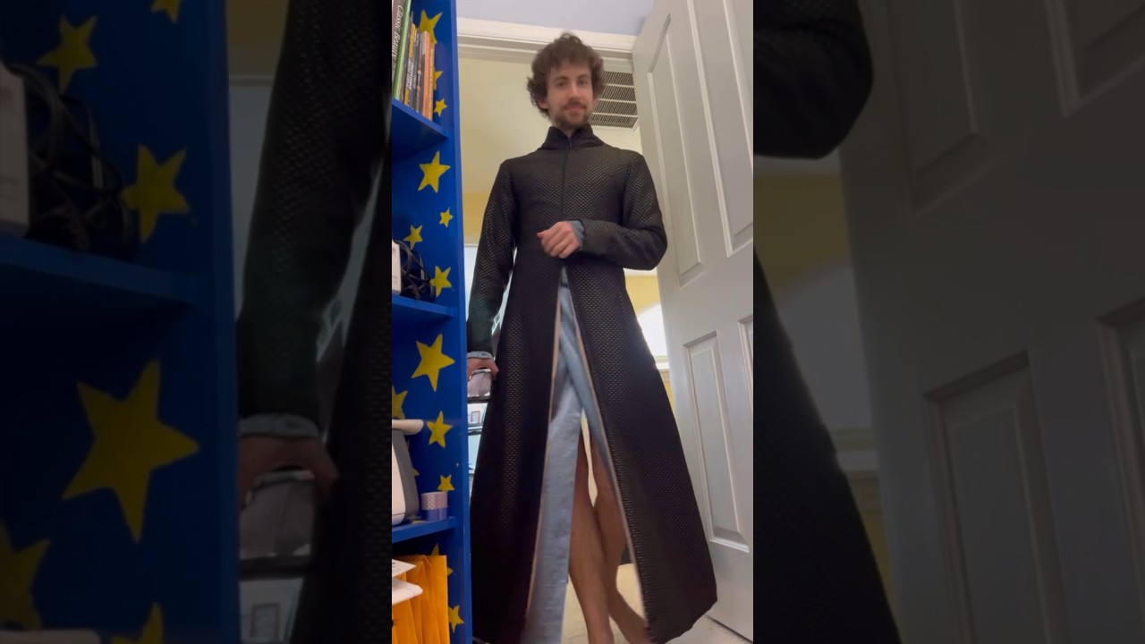 sewing is complete on Petry Baelish!Process coming soon enjoy this silly lil preview #gameofthrones