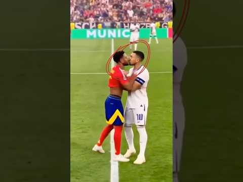 Mbappe Kissed Yamal Mbappe Yamal Kiss Football 