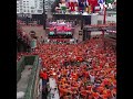 堪萨斯城变橙色海洋 数千荷兰球为球队助威