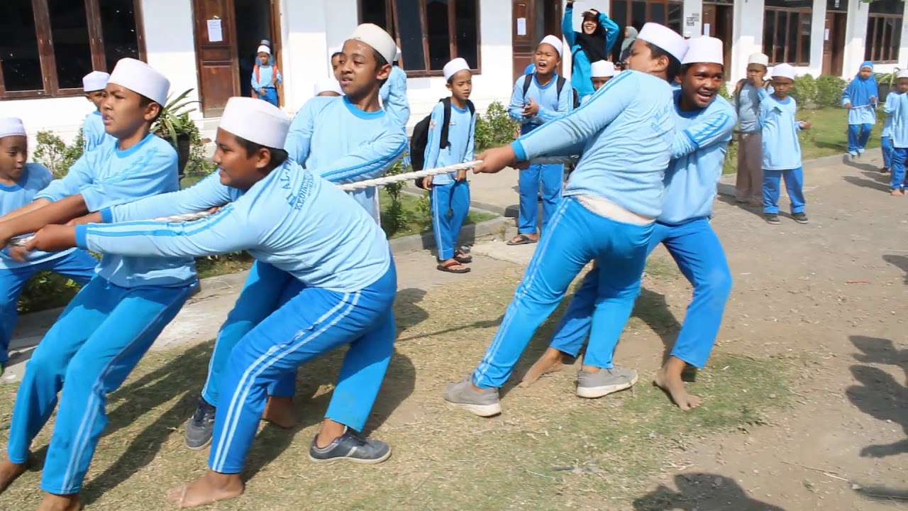 LOMBA 17 AGUSTUS MI AL FITHRAH SURABAYA 2019