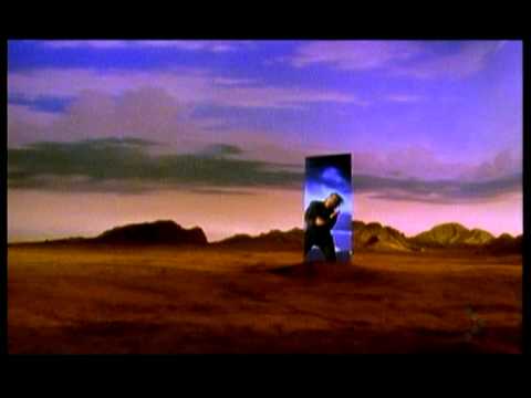 Video clip oficial Lost in your love Tony Hadley