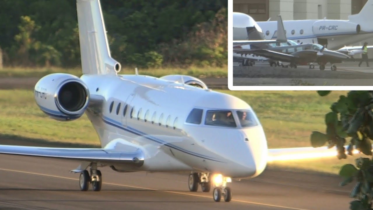 CANTOR ROBERTO CARLOS POUSANDO EM SALVADOR ✔