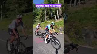 Isaac del Toro siguiendo la rueda de Paul Seixas como si nada 😅😅
