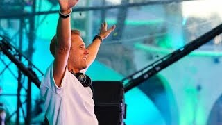 Armin van Buuren &amp; Cosmic Gate - Reflexion (LIVE Tomorrowland 2022)