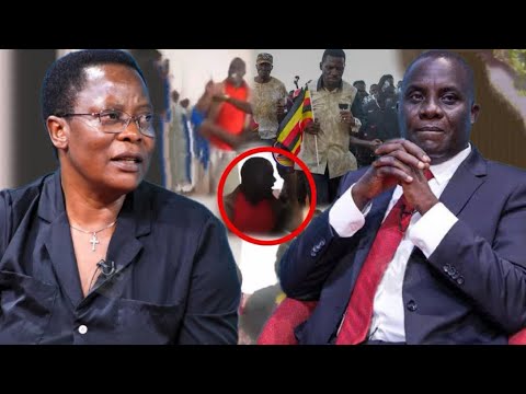 HON NAMBOOZE ENAKU EMUKUTE HON MUWANGA KIVUMBI BAMUKUBYE BUBI NYOO EMBEERA GYALI MU DDWALIRO EKABYA