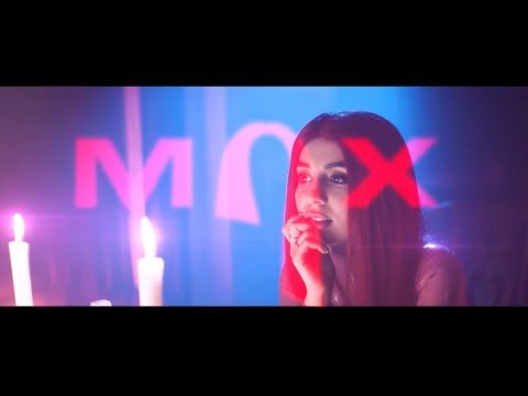 Chi è Ava Max? - YouTube
