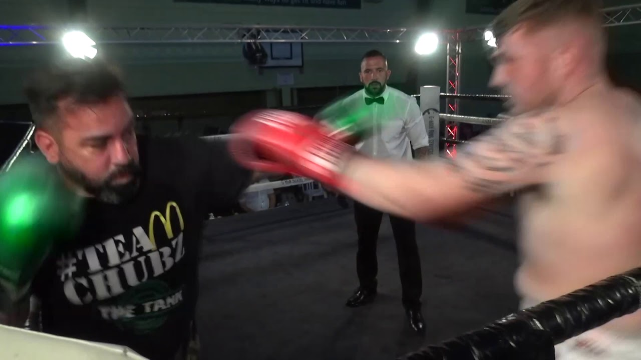 West Oxon White Collar Out of the Shadows Bout 8 Rich Loveday Vs Matt Taylor