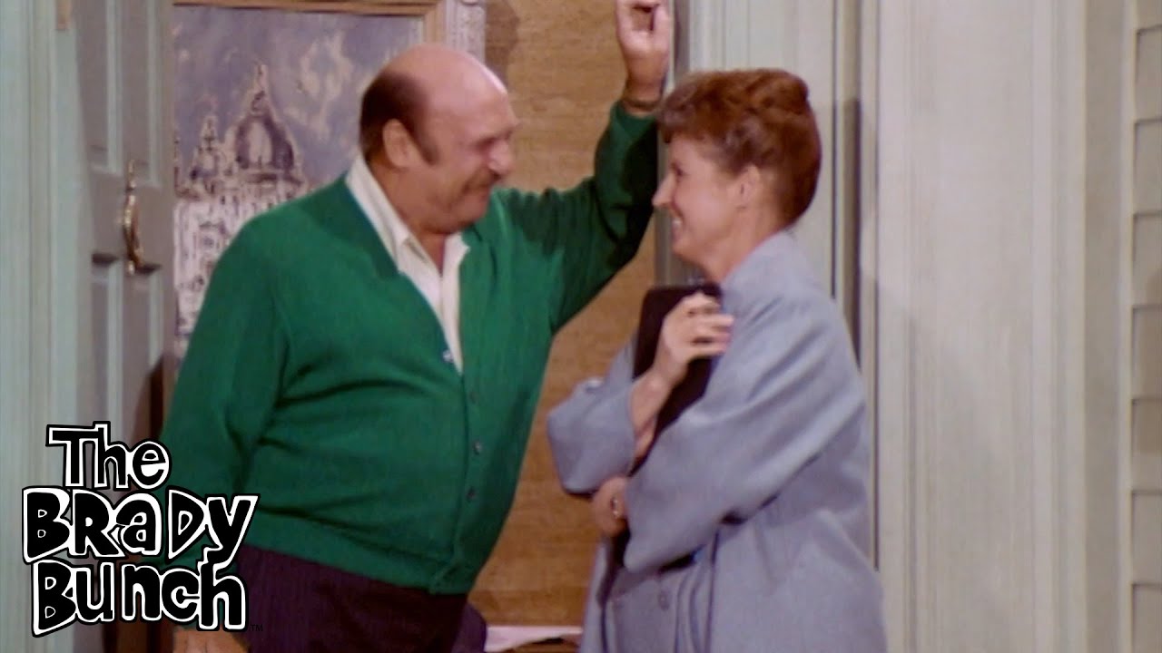 Alice Turns on the Charm to Help Bobby and Cindy