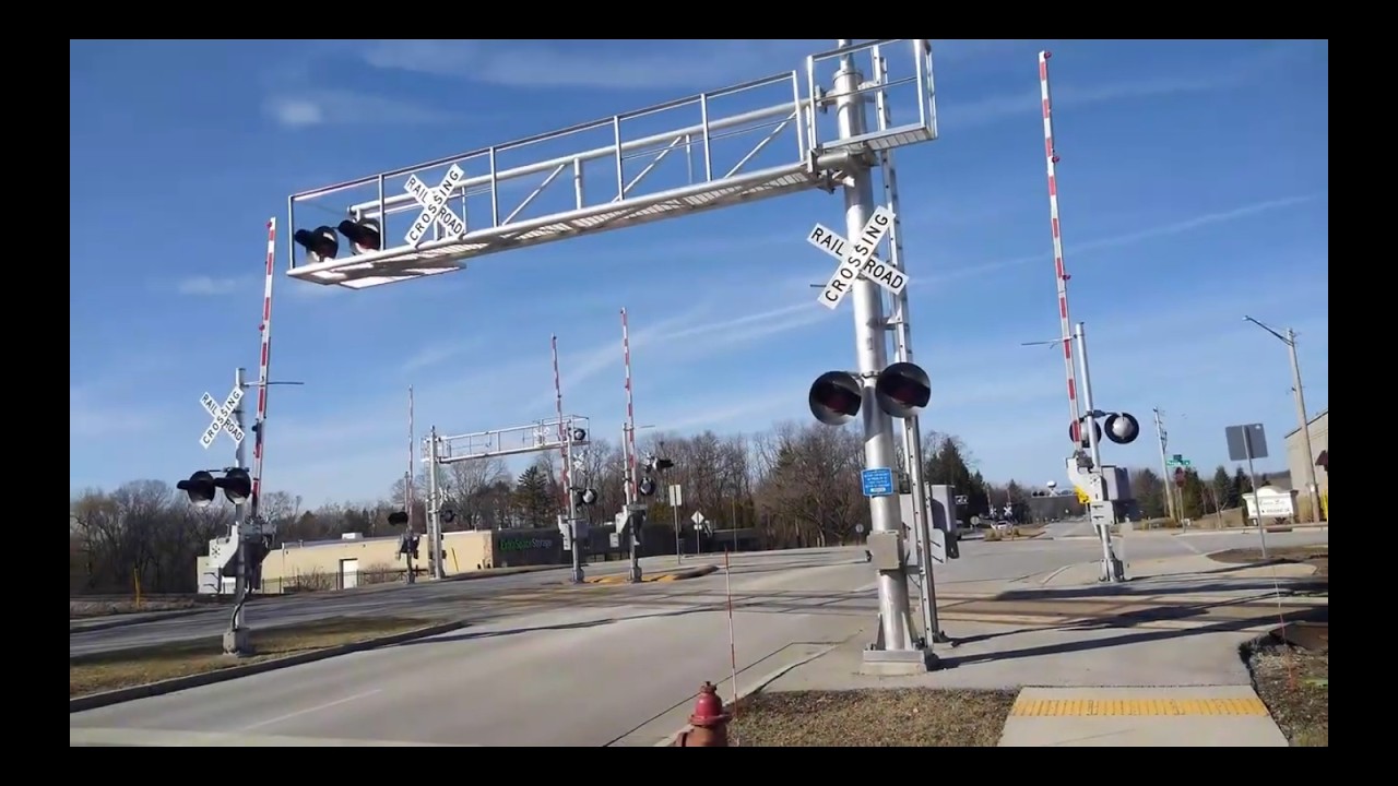 Calhoun Rd #1 Railroad Crossing Tour, Brookfield WI