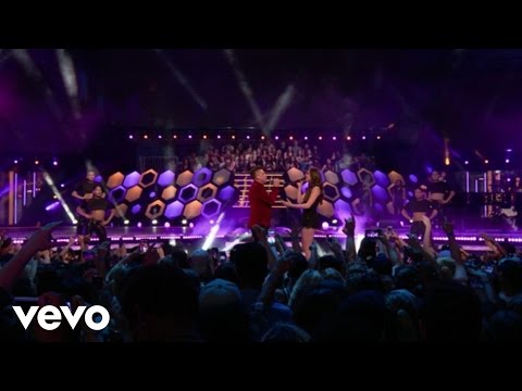Hailee Steinfeld, Shawn Hook - Sound Of Your Heart / Rock Bottom (Live From The MMVAs) Thumbnail image