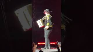 Alfredito Olivas se cae en concierto en Los Mochis #alfredoolivas #concierto #regionalmexicano Net Worth