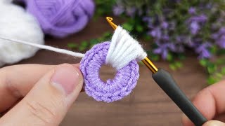 You will like this technique very much... amazing crochet