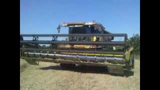 Moissonneuses batteuses NEW HOLLAND CX 860, CX 840 et TX 66.wmv