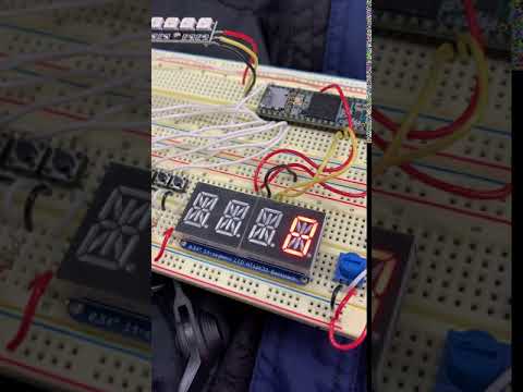 Alphanumeric Display Test