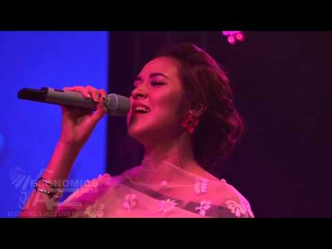 PEABO BRYSON FEAT RAISA A WHOLE NEW WORLD#ECONOMICS JAZZ LIVE KE TAHUN PEABO BRYSON FEAT RAISA A WHOLE NEW WORLD#ECONOMICS JAZZ LIVE KE TAHUN