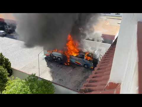 Incendio de un autobús de línea en la estación de Lucena