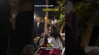 SZA offered Gratitude song to Sadhguru | Magical Night with conscious music circle &amp; Sadhguru #sza