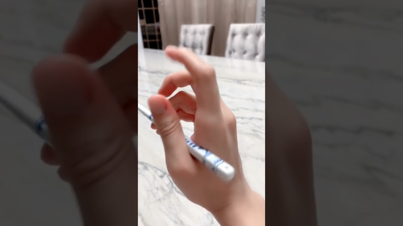 Guarda Quieres aprender a usar palillos chinos? 🥢 #Viral #China #Ecuador #palilloschinos #chopsticks su YouTube Guarda Quieres aprender a usar palillos chinos? 🥢 #Viral #China #Ecuador #palilloschinos #chopsticks su YouTube