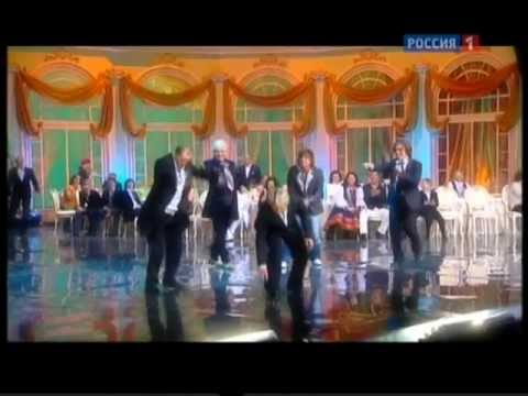 ржач Лепс упал лицом на сцене я долго смеялся