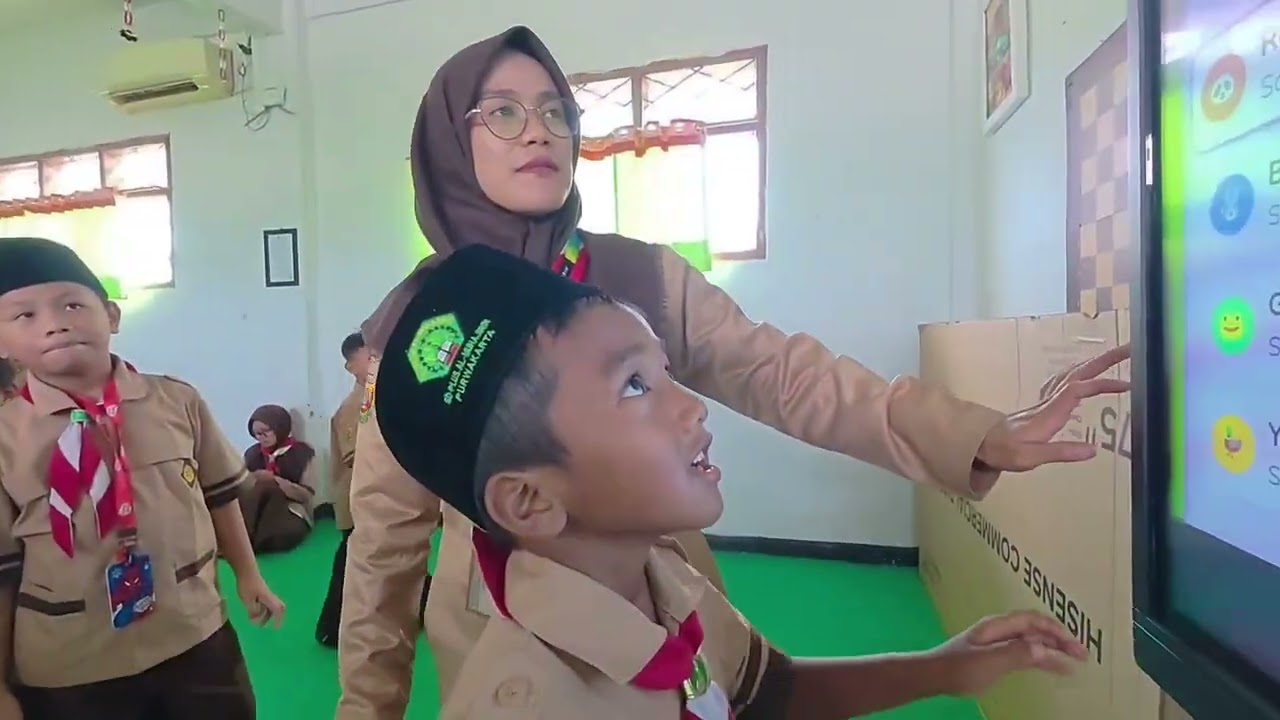 Fun English Learning: Animals and Action in Motion 🐥 #IFP4