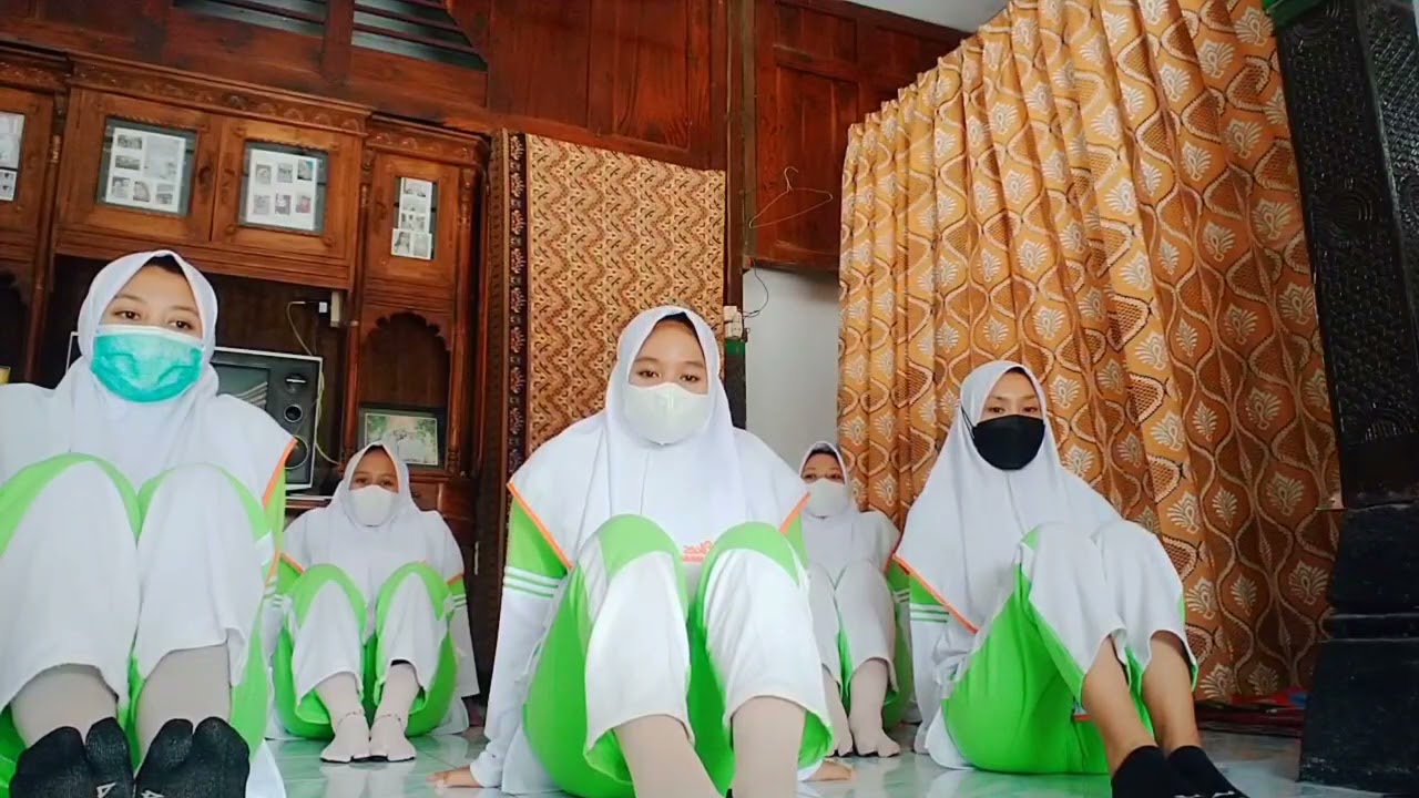 Tugas Kelompok 1/Latihan Senam Hamil