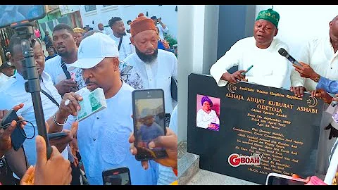 Pasuma’s Mansion for Late Mum Turns Carnival as MC Oluomo Makes Grand Entrance With Cash Rain!