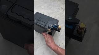 Car battery disconnect switch