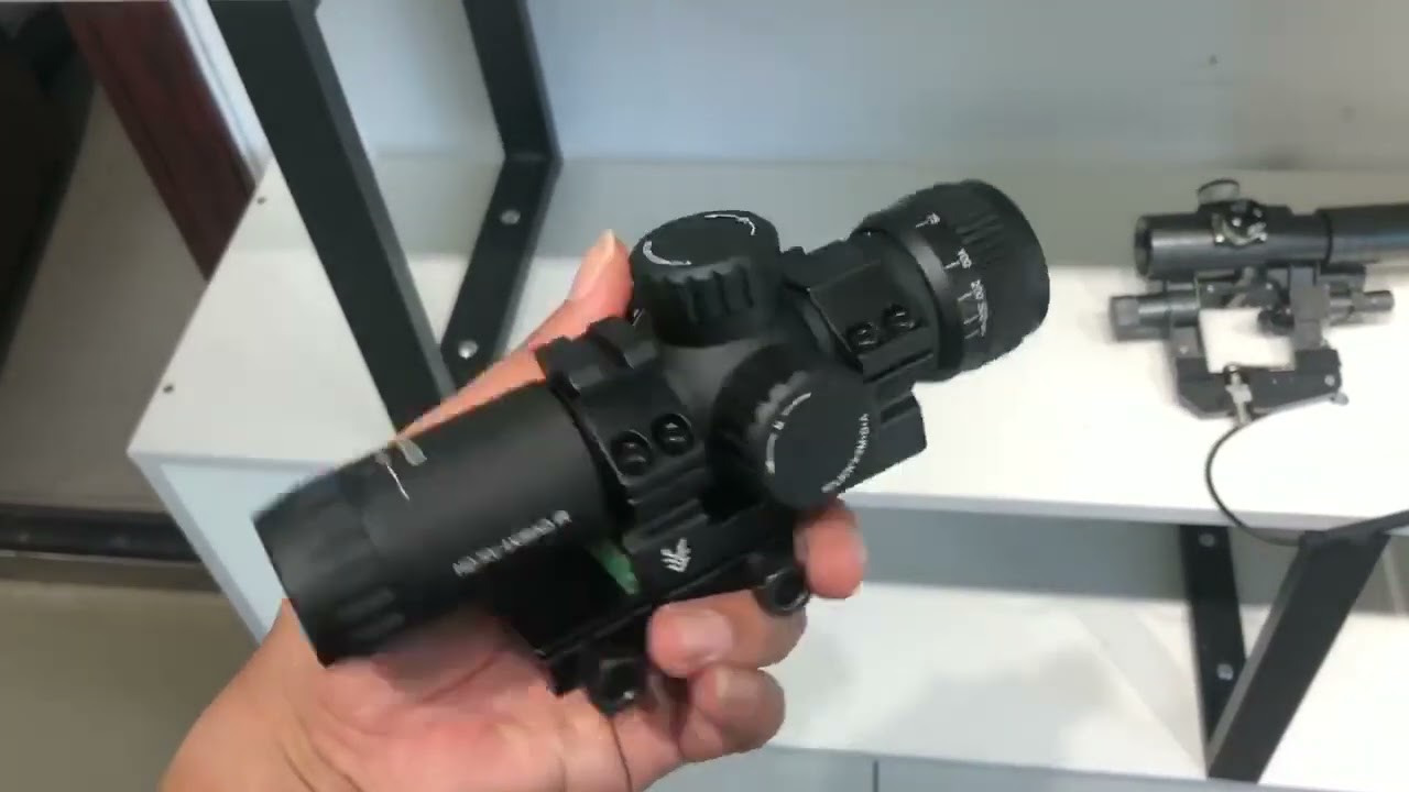 SWAMP DEER HD-NV 4X30AO IR Exterior Crosshair Effect exhibit