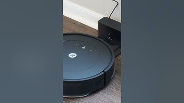 iRobot Roomba Combo Essential Showcase