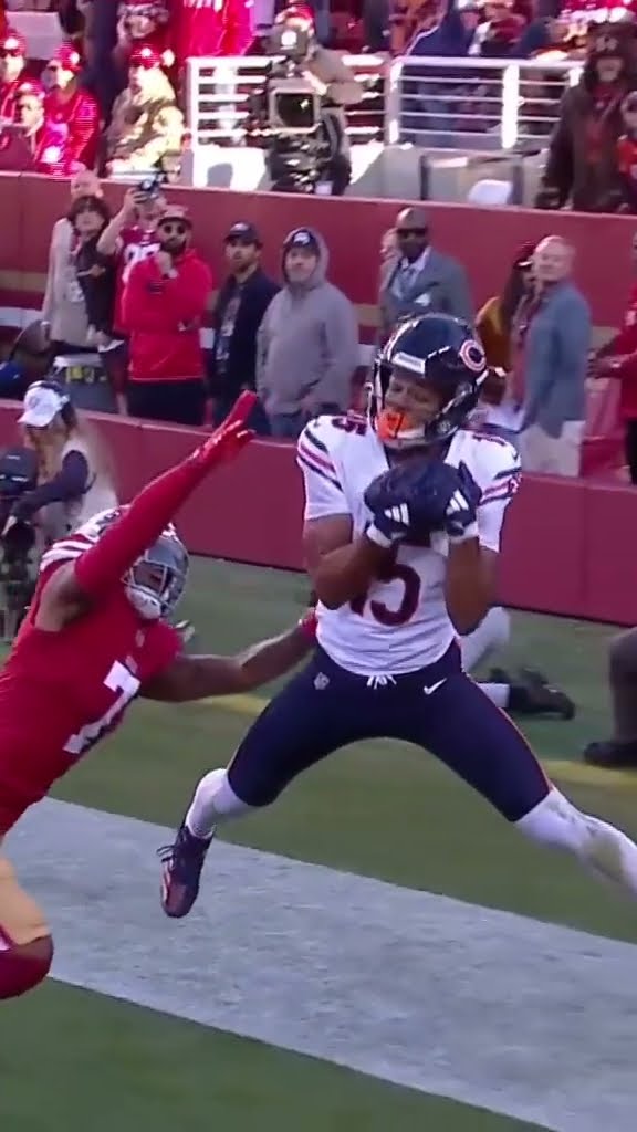that rookie connection ? #calebwilliams #romeodunze #chicago #bears #nfl